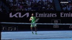 Lo que le dio tiempo a hacer a Alcaraz antes de hacer un ‘smash’: Corretja alucinó y ‘Carlitos’ se partía después