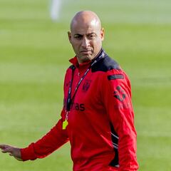 Nafti estrena con Garcés y urgencias la nueva era post Garitano