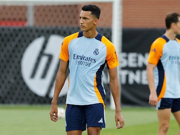 Álvaro Rodríguez entrena con el primer equipo, en Chicago.