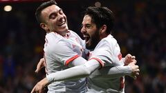 España golea a Argentina en noche mágica de Isco
