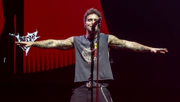 El cantante Álvaro de Luna durante un concierto en el Movistar Arena, a 10 de mayo de 2025, en Madrid (España). Álvaro de Luna es cantante y compositor, exvocalista del grupo Sinsinati, que abandonó en 2020 para comenzar su carrera en solitario. Sus canciones se encuentran entre el pop y el rock.
10 MAYO 2025;CONCIERTO;MÚSICO;MÚSICA;ÁLVARO DE LUNA;CANTANTE;
Ricardo Rubio / Europa Press
10/05/2025