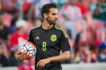 Tras un sondeo de As, los fanáticos mexicanos votaron por su cuadro titular que quieren ver en el primer partido de Juan Carlos Osorio al frente de la Selección Mexicana.