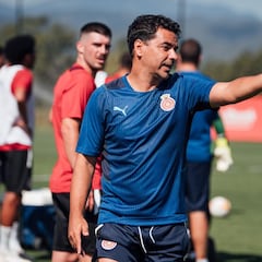 Michel: "En el medio queremos un jugador con nombre y apellidos; puede ser Pol Lozano"