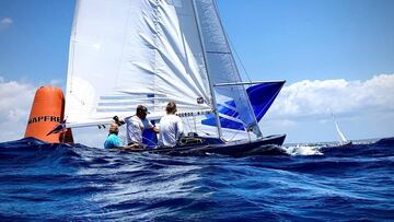 Embarcaci&oacute;n en la regata de Palma de Mallorca.