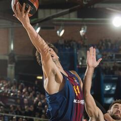 El Barcelona olvida la crisis con paliza al 'invicto' Olympiacos