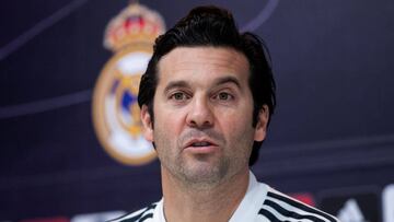 GRAF5444. MADRID, 26/01/2019.- El técnico argentino del Real Madrid, Santiago Solari, durante la rueda de prensa posteriro al entrenamiento realizado hoy en la Ciudad Deportiva de Valdebebas, en la víspera del partido de la vigésima p