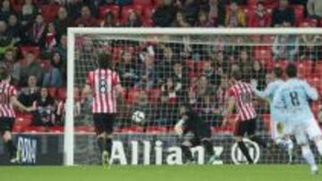 Autogol de Etxeita.