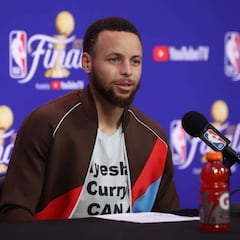 Stephen Curry, despreocupado tras no encestar triples en el juego 5 de las NBA Finals 2022