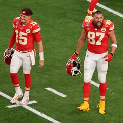 Was Patrick Mahomes’ viral behind-the-back pass to Travis Kelce planned? The Chiefs’ quarterback answers