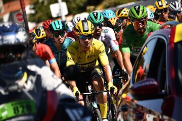 Primoz Roglic y Peter Sagan 