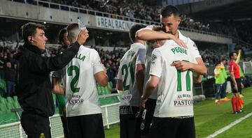 Pol Moreno disfrutó de buenos minutos contra el Villarreal B y el Racing dejó la portería a cero.