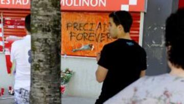 2.000 personas homenajean a Manolo Preciado en Gijón