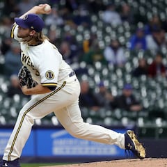 Corbin Burnes está que arde con los Brewers