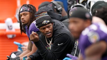 Will Lamar Jackson play for the Ravens against the Bears on Sunday? Who is his backup?