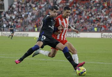 Soccer Football - LaLiga - Almeria v Atletico Madrid - Estadio de los Juegos Mediterraneos, Almeria, Spain - January 15, 2023 Atletico Madrid's Alvaro Morata in action with Almeria's Chumi REUTERS/Jon Nazca