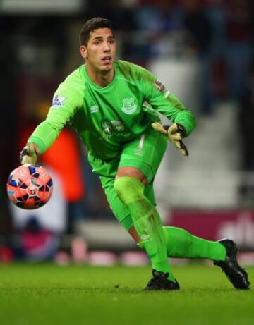 Joel Robles del Everton