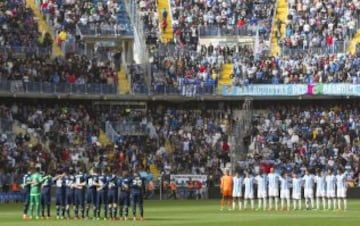 Málaga y Real Madrid guardan un minuto de silencio por José Luis Monreal, ex jugador del equipo malagueño. 
