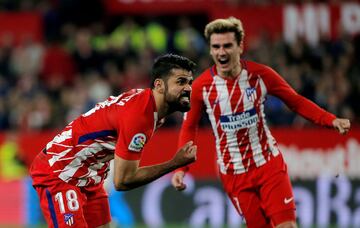 0-1. Diego Costa celebró el primer gol.