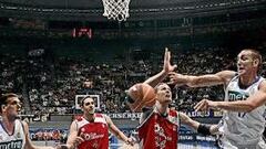 Reyes rescata al Madrid en el debut en Vistalegre