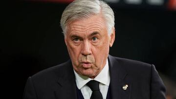 MADRID, SPAIN - NOVEMBER 10: Carlo Ancelotti, Manager of Real Madrid CF looks on prior to the LaLiga Santander match between Real Madrid CF and Cadiz CF at Estadio Santiago Bernabeu on November 10, 2022 in Madrid, Spain. (Photo by Silvestre Szpylma/Quality Sport Images/Getty Images)