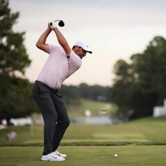 Scheffler, líder una jornada más