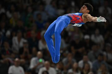 El gimnasta colombiano logró la medalla de plata en la prueba de barra fija de los Juegos Olímpicos de París 2024 tras lograr una clasificación de 14.533, misma puntuación del japonés Shinnosuke Oka que fue oro gracias a su ejecución.  