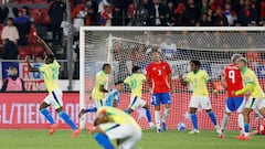 Herrera culpa a los colocolinos de la Roja: “Un espectador más”