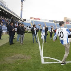 Hércules: Kempes volvió al Rico Pérez 35 años después