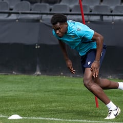 El Castellón cede a Santi Borikó al Arenas de Getxo