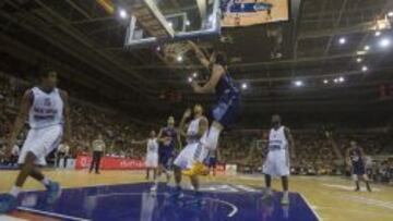 España arrolla a Gran Bretaña y llega invicta al Eurobasket