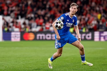 Paso atrás para Huijsen