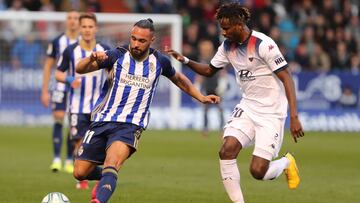Ivi, en un partido con la Ponferradina.
