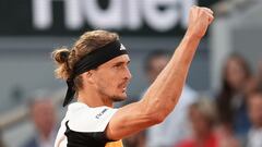 Germany's Alexander Zverev reacts after a point during his men's singles semi final match against Norway's Casper Ruud on Court Philippe-Chatrier on day thirteen of the French Open tennis tournament at the Roland Garros Complex in Paris on June 7, 2024. (Photo by Dimitar DILKOFF / AFP)