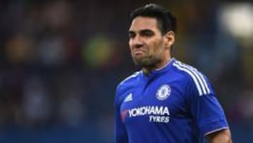 Falcao Garc&iacute;a no ha podido en la Premier League: primero el United y ahora el Chelsea.