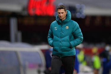 Exentrenador de América Femenil suspendido dos años por mala conducta