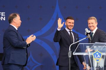 Beckham no pudo ocultar su alegría por el homenaje que recibió este sábado, y que lo pone en un sitio privilegiado en la historia del club