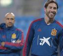 Sergio Ramos se queda para hacer grupo con España