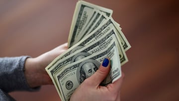 Los residentes del condado de Boulder, Colorado, pueden ser elegibles a un cheque mensual de $300 por 24 meses. Aquí los detalles.