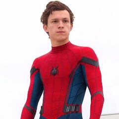 Tom Holland enloquece a sus fans con visita a México