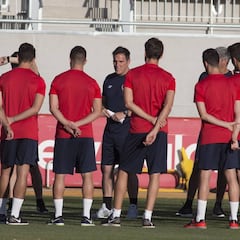 Berizzo ya ha elegido a sus 23 jugadores para la Champions