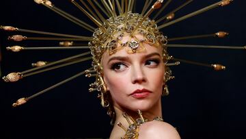 It’s that time again, when the entertainment world comes together to celebrate, laugh and hand our a bunch of little trophies for a job well done.