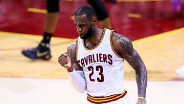 CLEVELAND, OH - JUNE 16: LeBron James #23 of the Cleveland Cavaliers reacts after a play in the second half against the Golden State Warriors in Game 6 of the 2016 NBA Finals at Quicken Loans Arena on June 16, 2016 in Cleveland, Ohio. NOTE TO USER: User expressly acknowledges and agrees that, by downloading and or using this photograph, User is consenting to the terms and conditions of the Getty Images License Agreement.   Ezra Shaw/Getty Images/AFP
 == FOR NEWSPAPERS, INTERNET, TELCOS &amp; TELEVISION USE ONLY ==