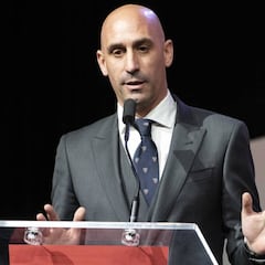 Nuevo lío: la RFEF negocia las retransmisión de la Copa y los clubes no dan su permiso