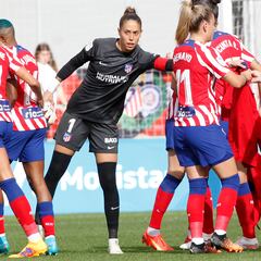 El balón parado condena al Atlético