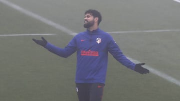 Diego Costa se machaca pensando en el Liverpool