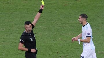 El ex América da quite, pero el mal juego junto Paredes contra Colombia hace dudar al DT. La dinámica del jugador de Sporting le gusta para medirse con Qatar.