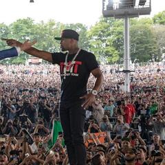 Mayweather y McGregor suben el tono y la emoción en Toronto