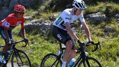Froome resiste los ataques de Nairo Quintana en el Aubisque