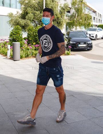 James Rodríguez durante las pruebas médicas realizadas esta mañana en la Ciudad Deportiva del Real Madrid. 