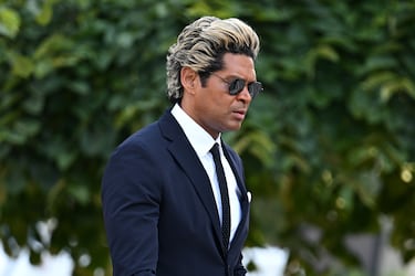 Abel Xavier llega al funeral de Diogo Jota y su hermano André Silva en la Igreja Matriz de Gondomar el 5 de julio de 2025 en Gondomar, Portugal.